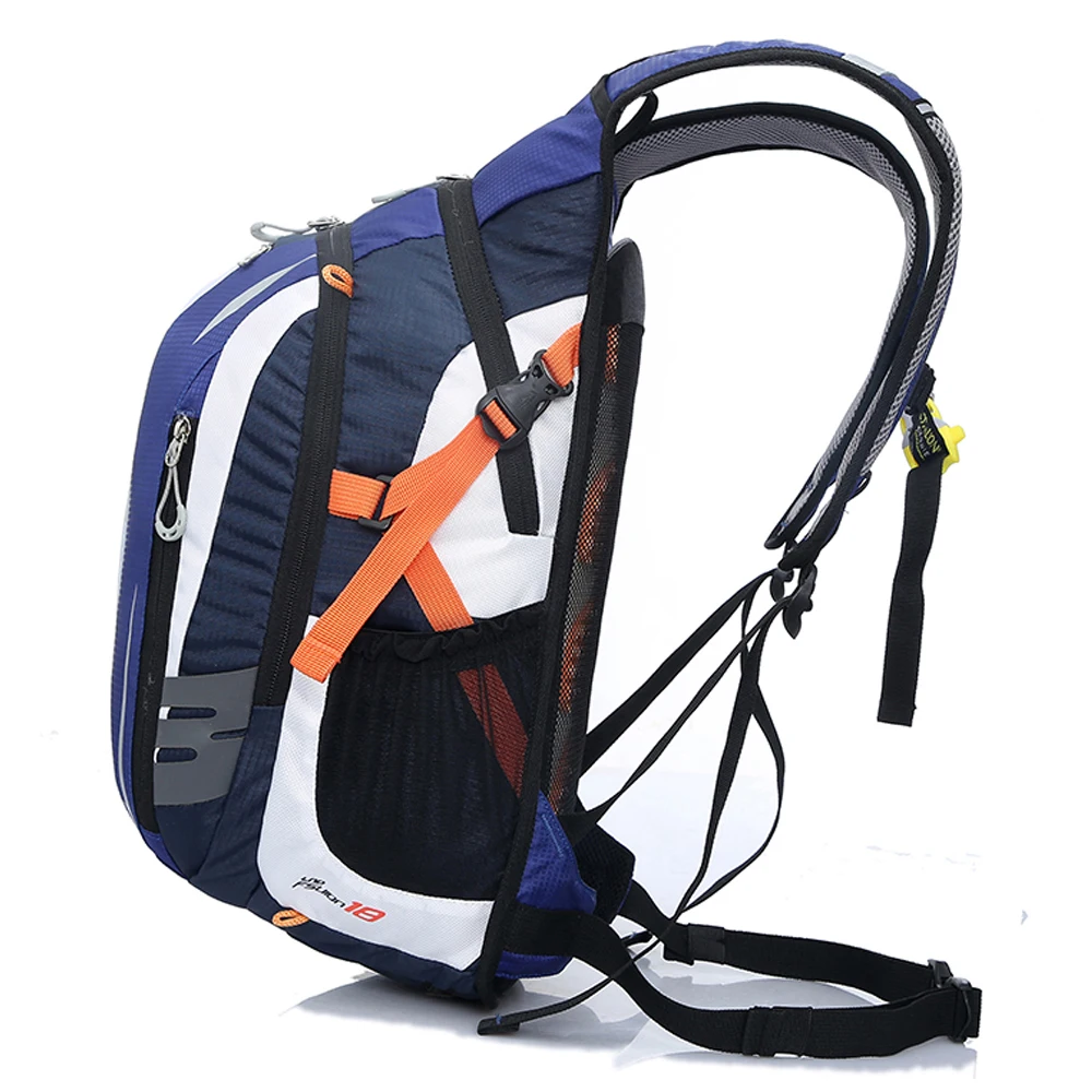 กระเป๋าเป้น้ำสำหรับปั่นจักรยาน - Cycling Gear Travel Bag บทวิจารณ์และราคา