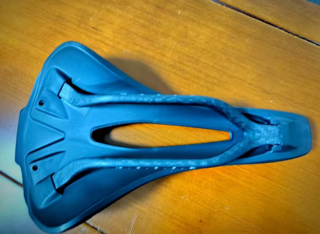 เบาะจักรยานคาร์บอนไฟเบอร์พิมพ์ - Carbon Fiber Saddle บทวิจารณ์และราคา