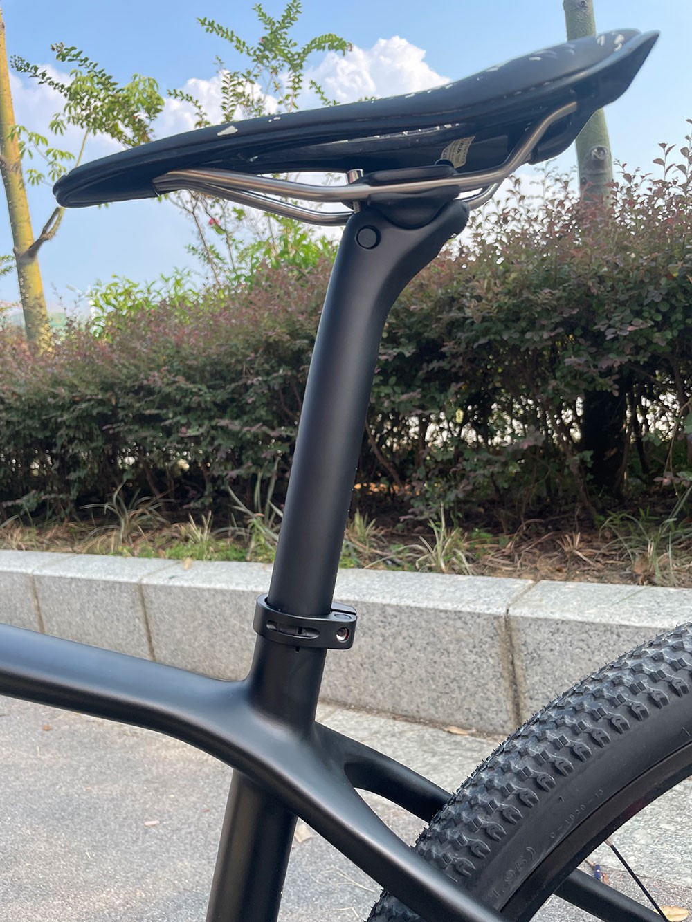ELITAONE MTB คาร์บอน ซีทโพสต์  - Carbon Fiber Saddle บทวิจารณ์และราคา