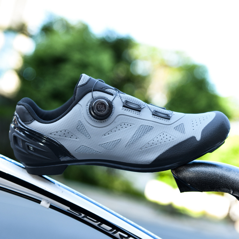 รองเท้าปั่นจักรยานสำหรับผู้ชาย - Clipless Mtb Shoes บทวิจารณ์และราคา