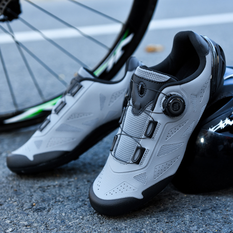 รองเท้าปั่นจักรยานสำหรับผู้ชาย - Clipless Mtb Shoes บทวิจารณ์และราคา